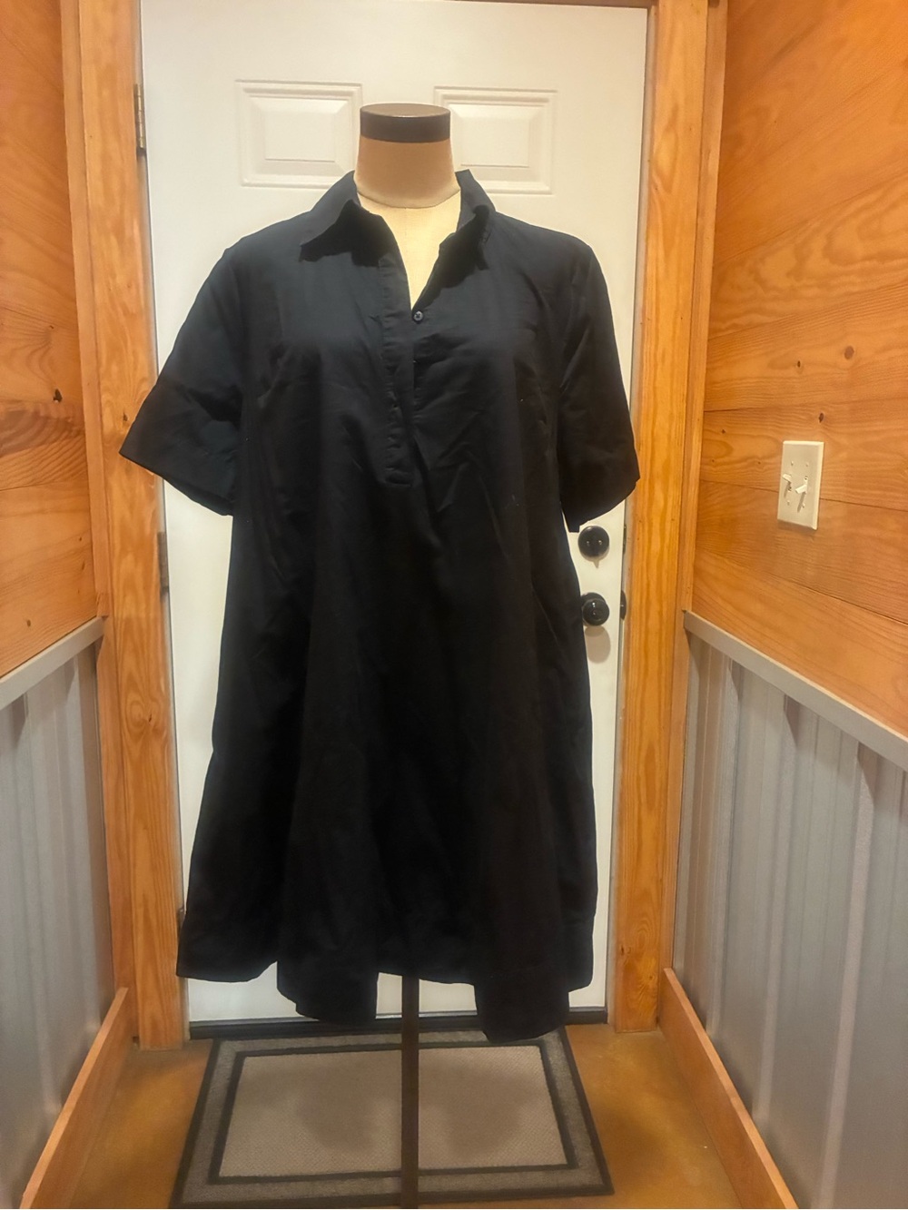Old Navy Black Polo Shirt Dress - Women